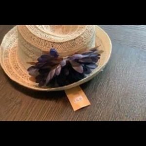 New never worn woven hat
